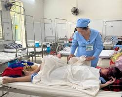 Hình ảnh về Nurses caring for patients in a Bà Rịa Vũng Tàu hospital