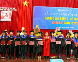 Hình ảnh về Học viên văn bằng 2 Second degree program students