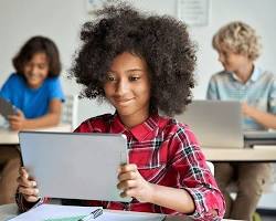 Hình ảnh về Diverse people learning online on laptops and tablets