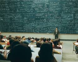 Hình ảnh về Professor teaching in a classroom