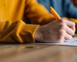 Hình ảnh về Person taking exam with focus